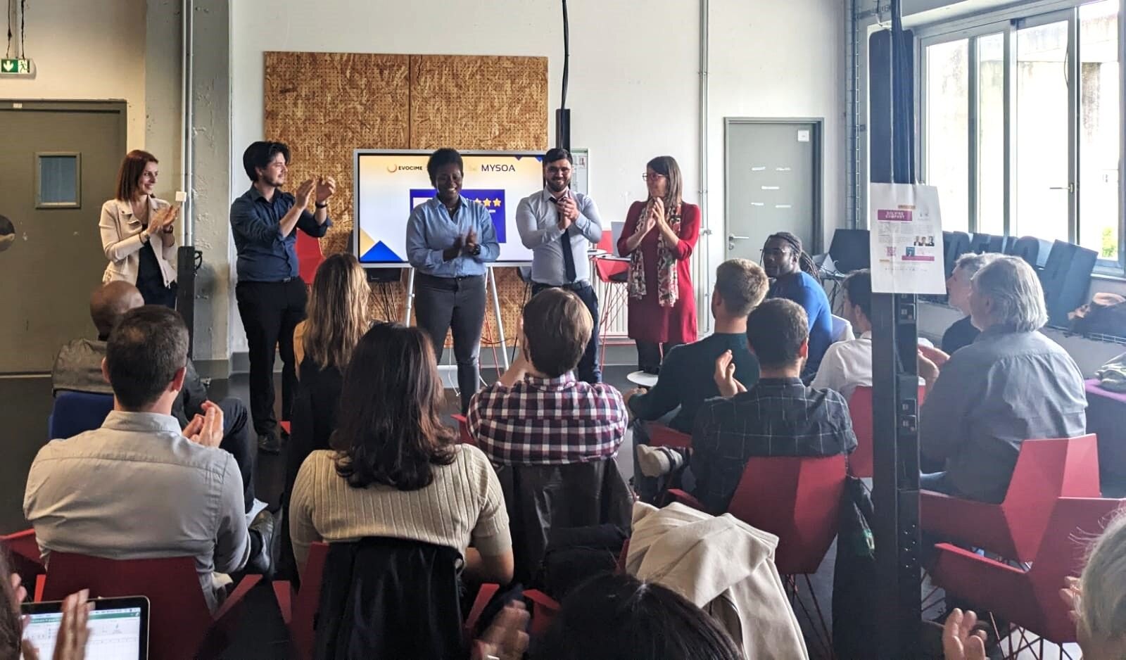 Intervenantes lors d’une table ronde professionnelle